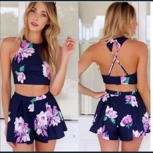 Two piece floral outfit. Large